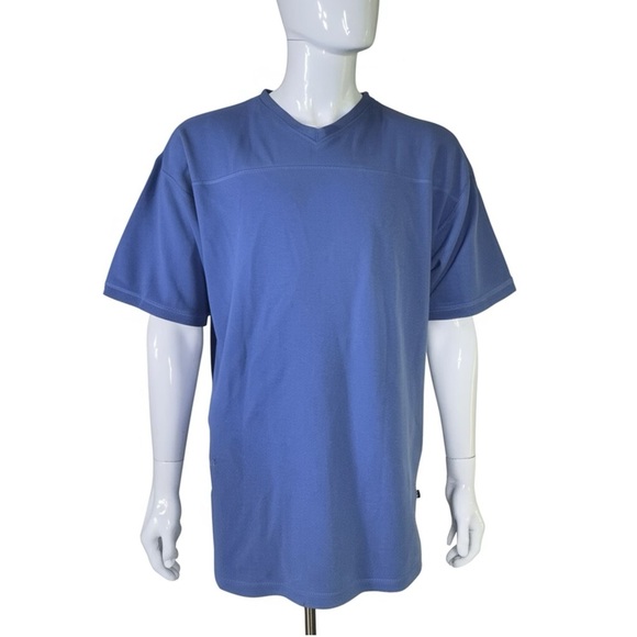 BLEU by Arrow Men's Blue Textured Knit V-Neck Shirt - Picture 1 of 6